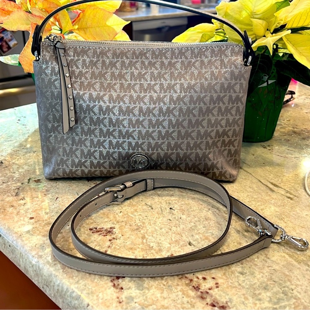 NWT MICHAEL Michael Kors Silver Crossbody Bag